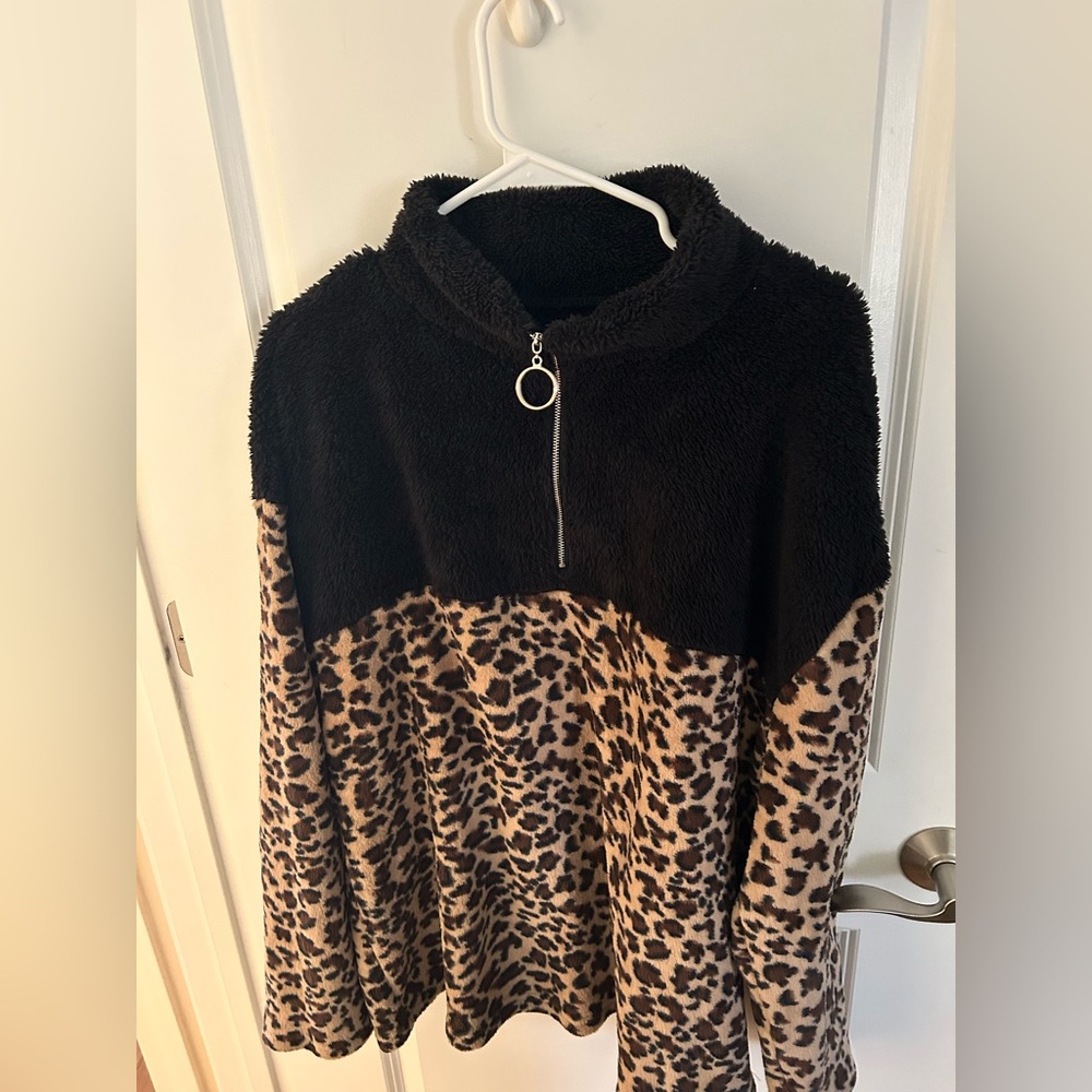 Leopard Print Fleece Pullover